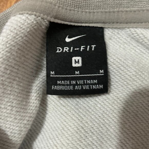 Nike Dri-Fit Grey Pullover Sweatshirt Shirt Sweater Top Long Sleeve Medium - Picture 2 of 10